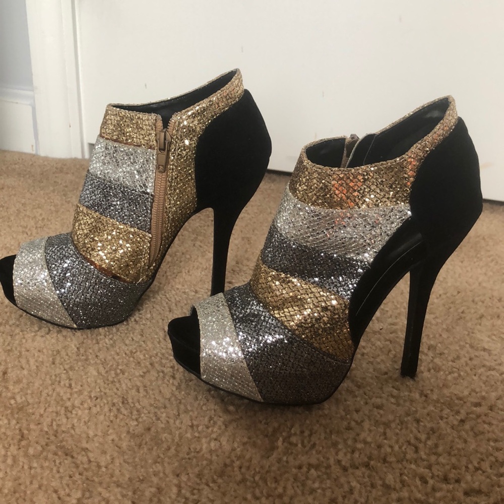 Never worn, Charlotte Russe heels!